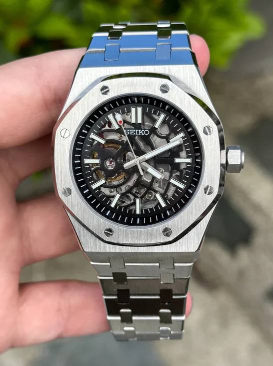 Royal Oak Skeleton
