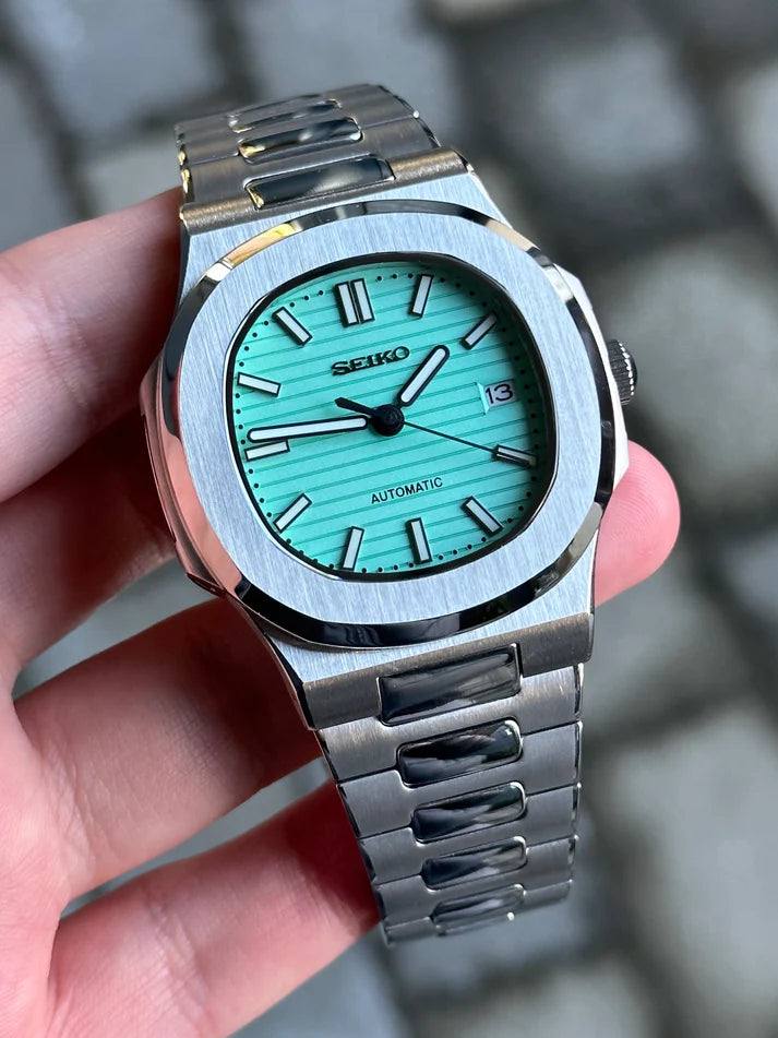 Nautilus Tiffany Blue