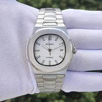 Nautilus White